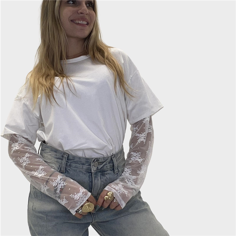 maglia con manica in pizzo lady